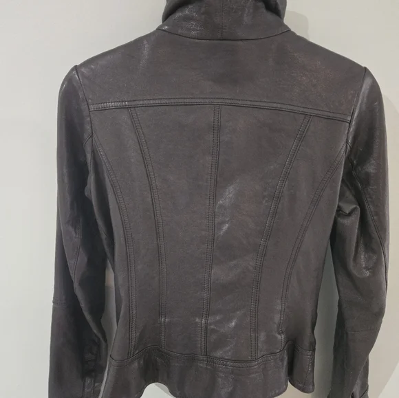 Women's Danier Leather Moto Jacket - Picture 5 of 5